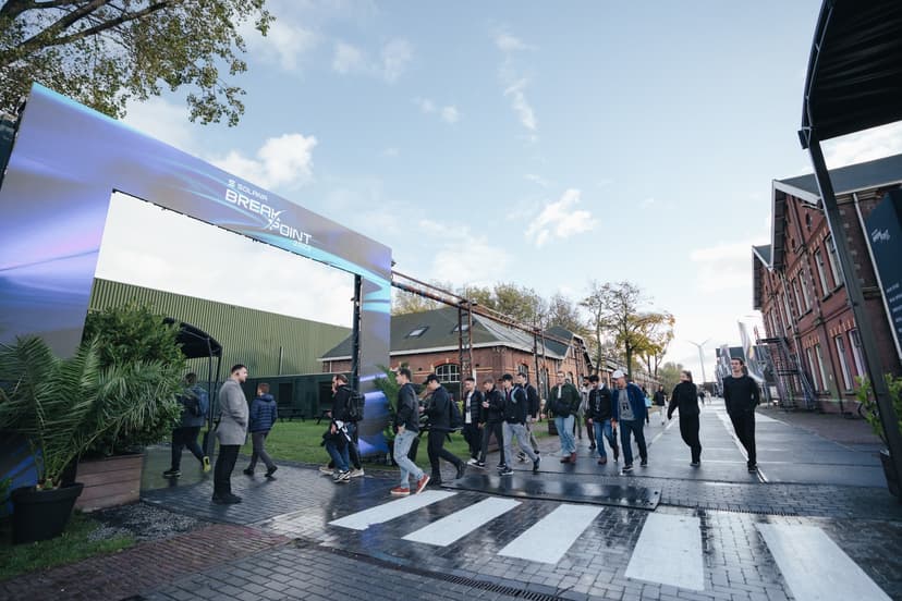 Day 2 at Breakpoint: Security Day, SwissBorg, and Boba Guys!