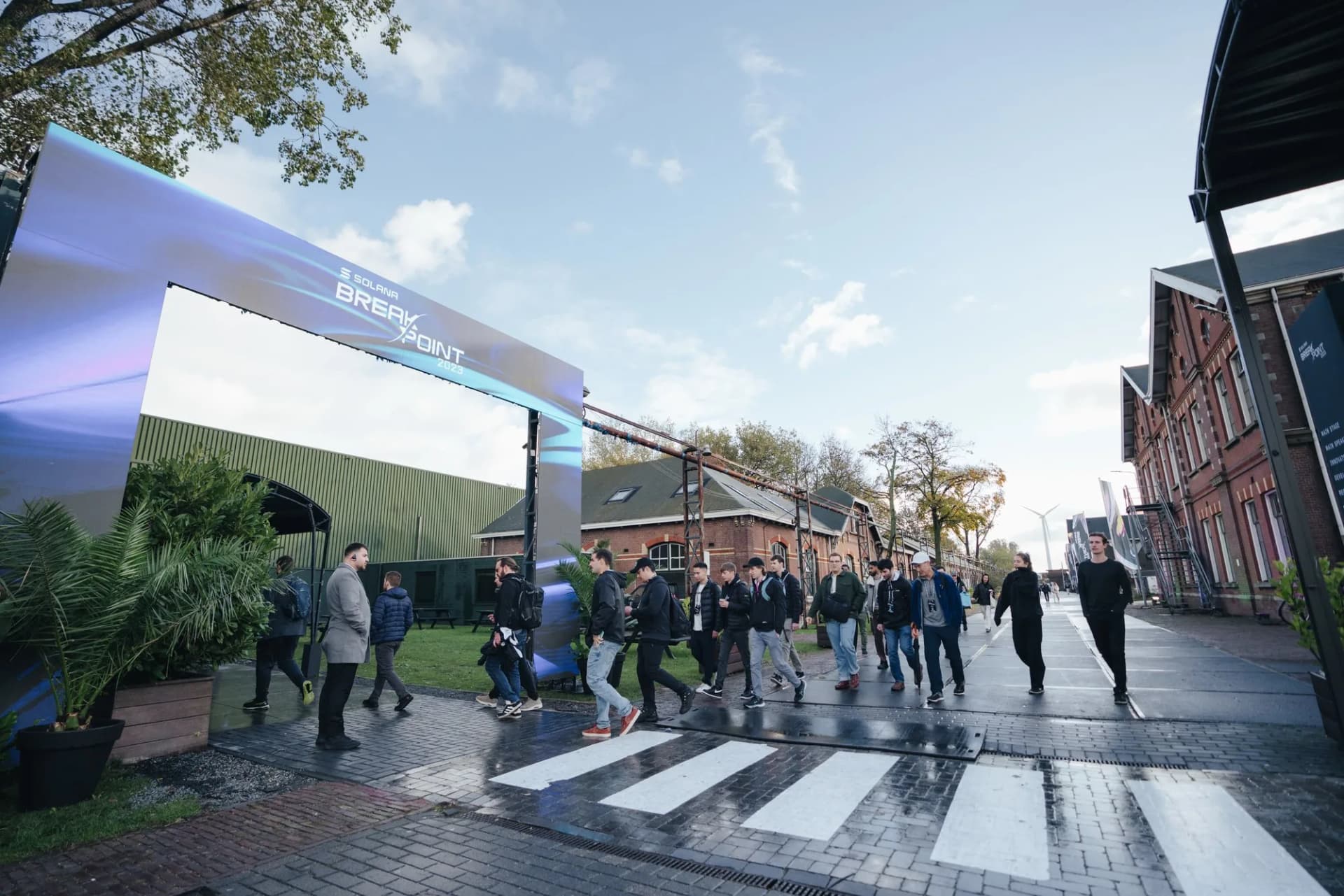 Day 2 at Breakpoint: Security Day, SwissBorg, and Boba Guys!